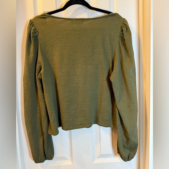 Nation LTD Pascale Olive Green Puff Sleeve  Blouse Croptop Breathable Relaxed - Picture 11 of 11